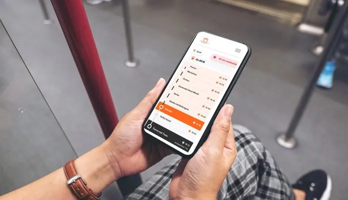 Mobilná aplikácia so zobrazením informácií o jazde vlaku